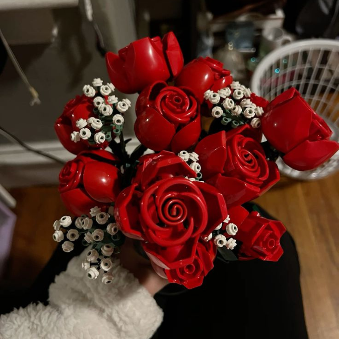Le bouquet de roses rouges